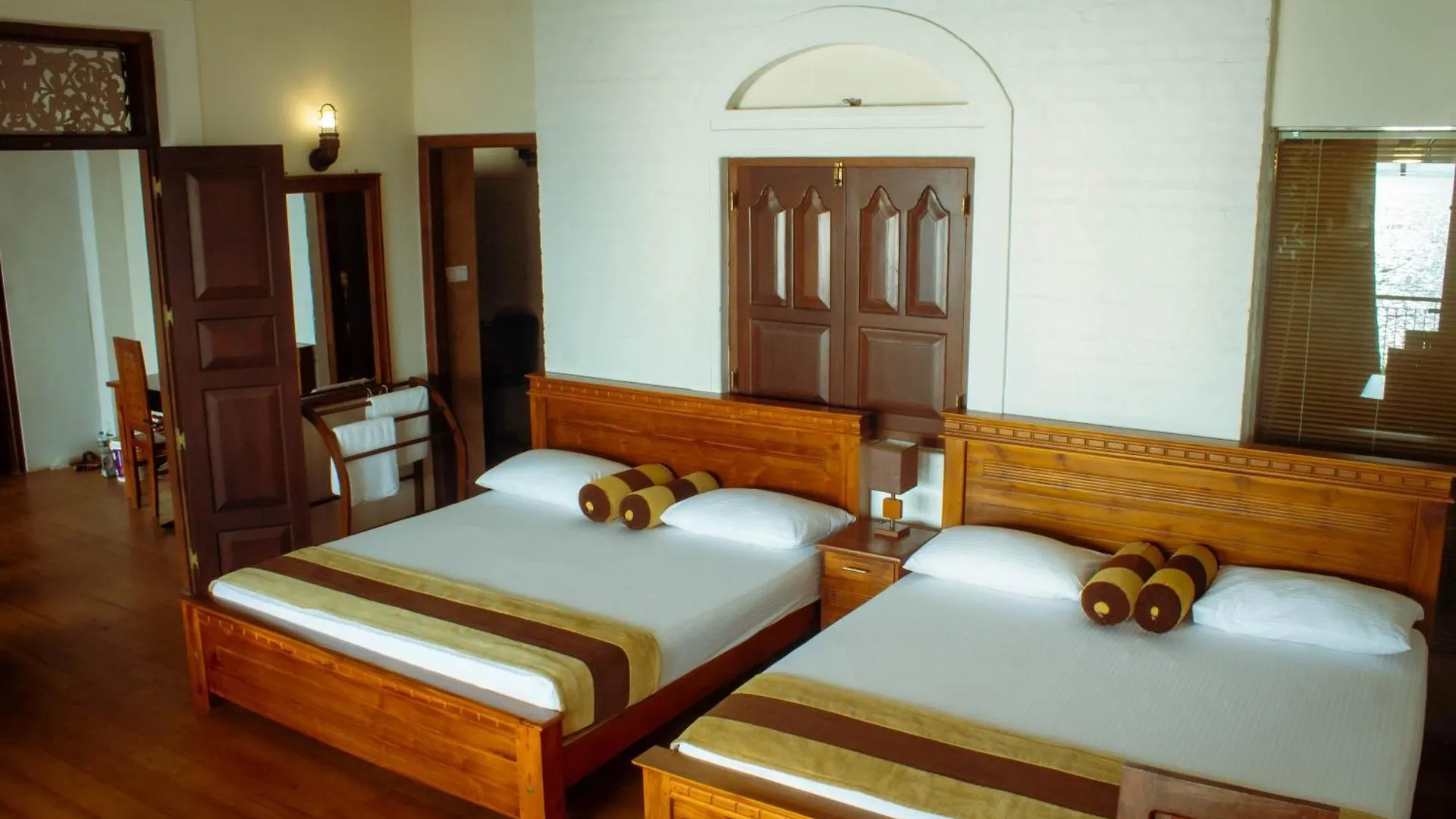 Dream Lagoon Katunayake Hotel